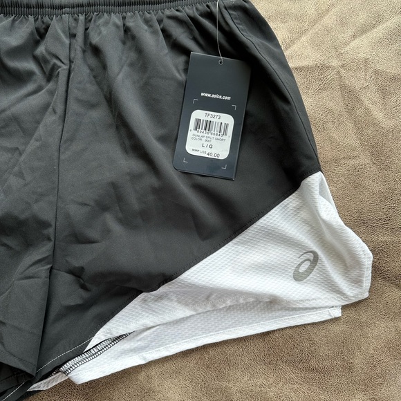 Asics split running shorts size large black and white BNWT - Picture 3 of 7